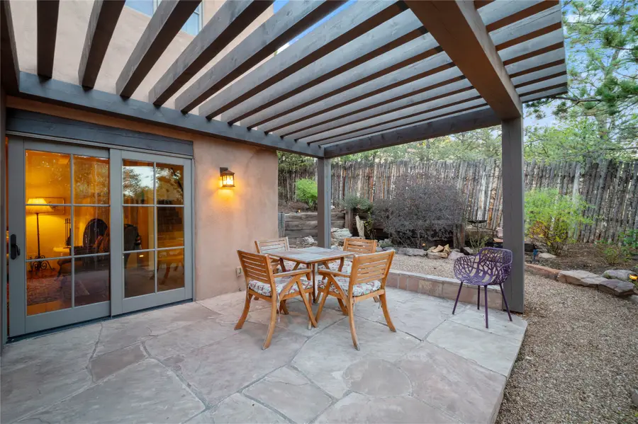 215 Harkins Lane, Santa Fe, NM 87501 - #2