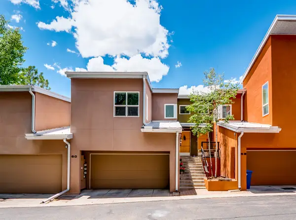 60 Canyon View Road, Los Alamos, NM 87544
