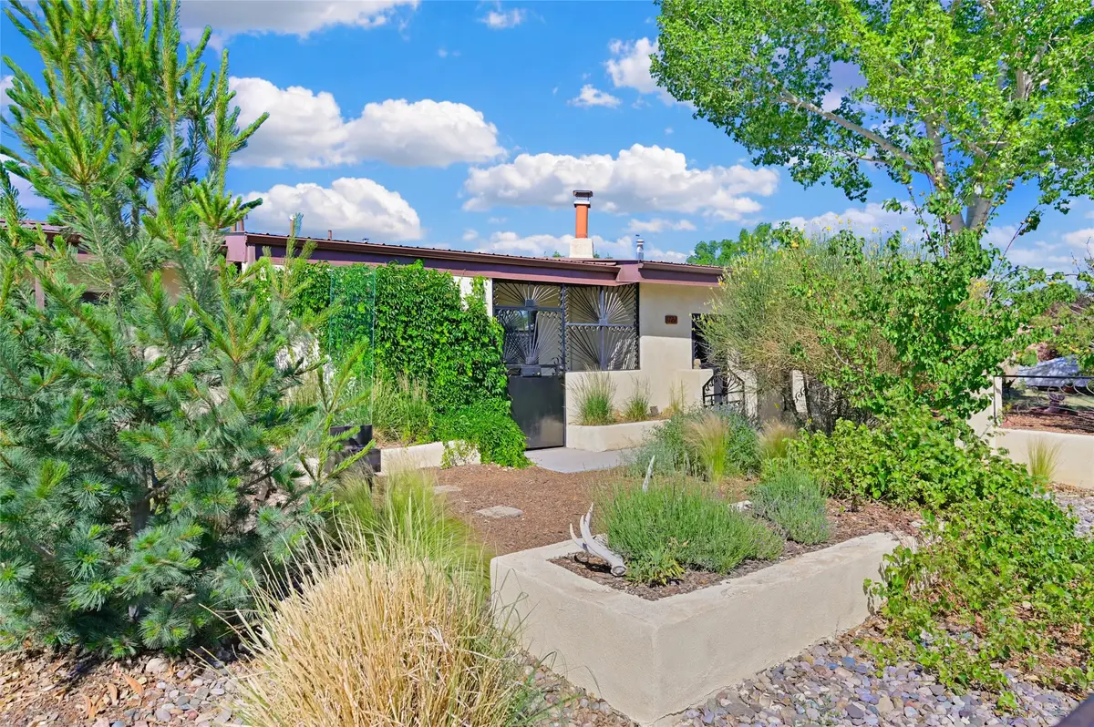 1722 Callejon Emilia, Santa Fe, NM 87501 - #1