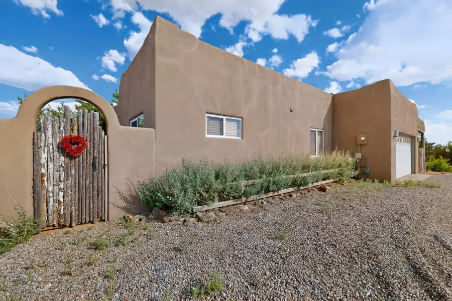 7 Lauro Road, Santa Fe, NM 87508 - #2
