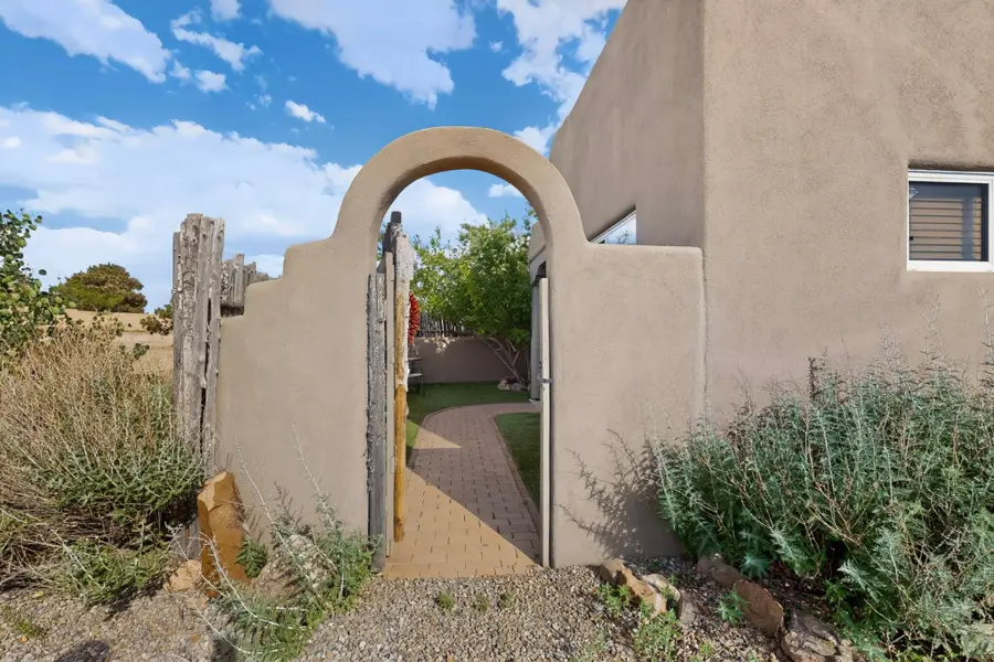 7 Lauro Road, Santa Fe, NM 87508 - #3