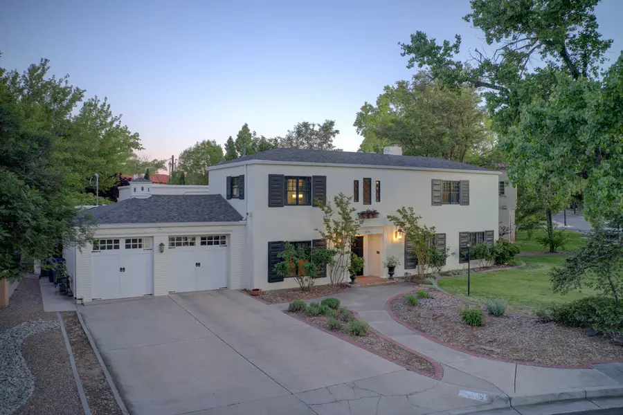 314 16th Street Sw, Albuquerque, NM 87104 - #2