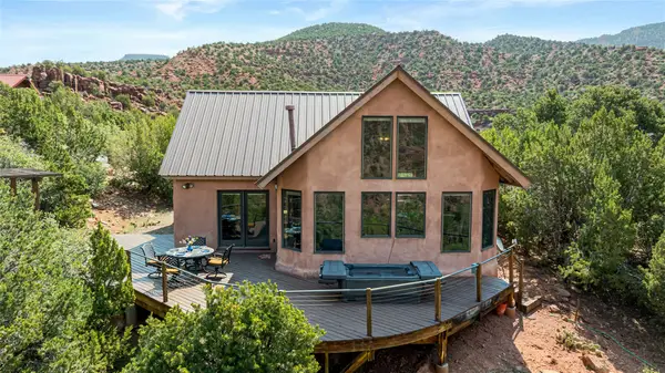 467 Madrid Road, Jemez Springs, NM 87025