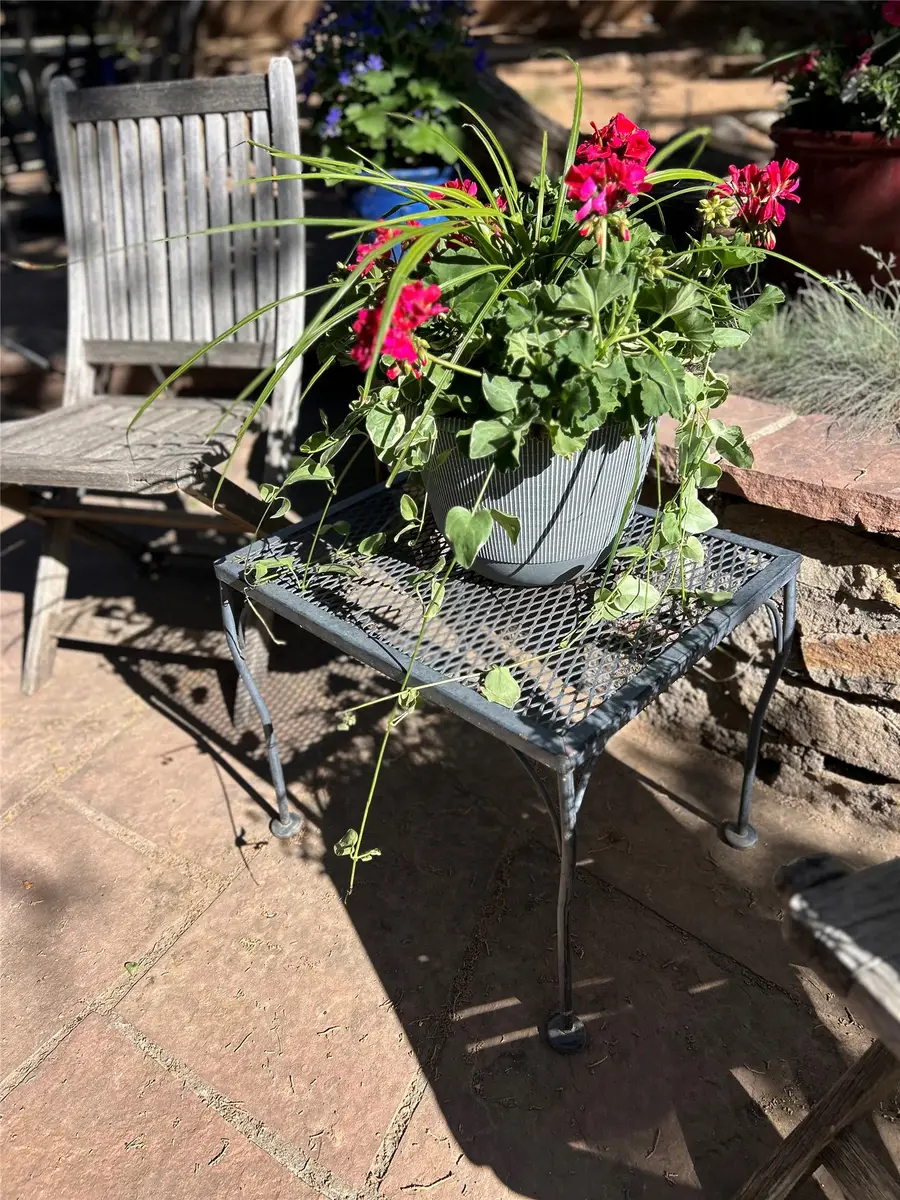 11 Calle Amistosa, Santa Fe, NM 87507 - #2