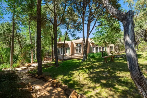 2208 Paseo Primero, Santa Fe, NM 87501