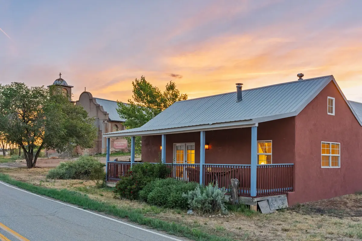 139 Old Lamy Trail, Lamy, NM 87540 - #1