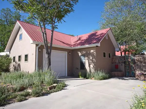 129 Bob Street, Santa Fe, NM 87501