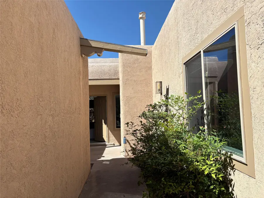 2729 La Bajada, Santa Fe, NM 87505 - #3