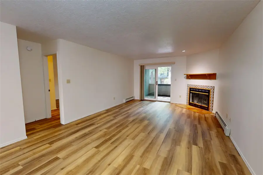 1300 Iris #103, Los Alamos, NM 87544 - #3