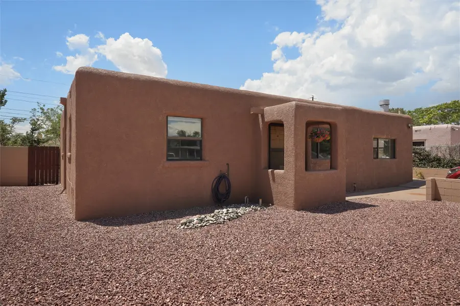 2729 Aliso Drive Ne, Albuquerque, NM 87110 - #2