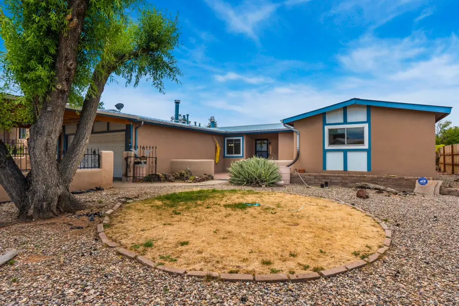 2404 Calle Loma Bonita, Santa Fe, NM 87507 - #3