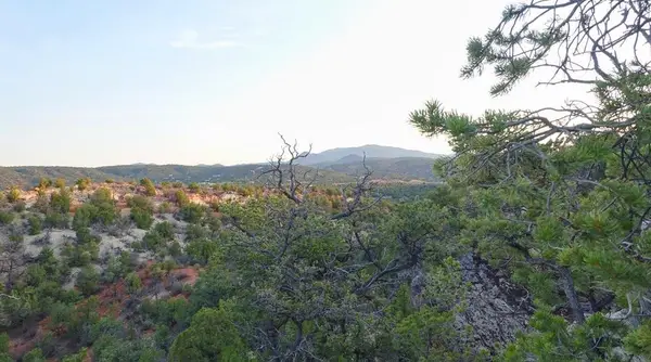 16 End Of The Trail, Santa Fe, NM 87508
