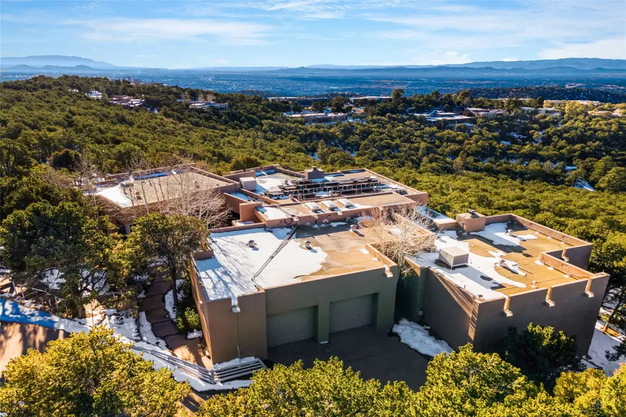1135 S Summit Drive, Santa Fe, NM 87501 - #3
