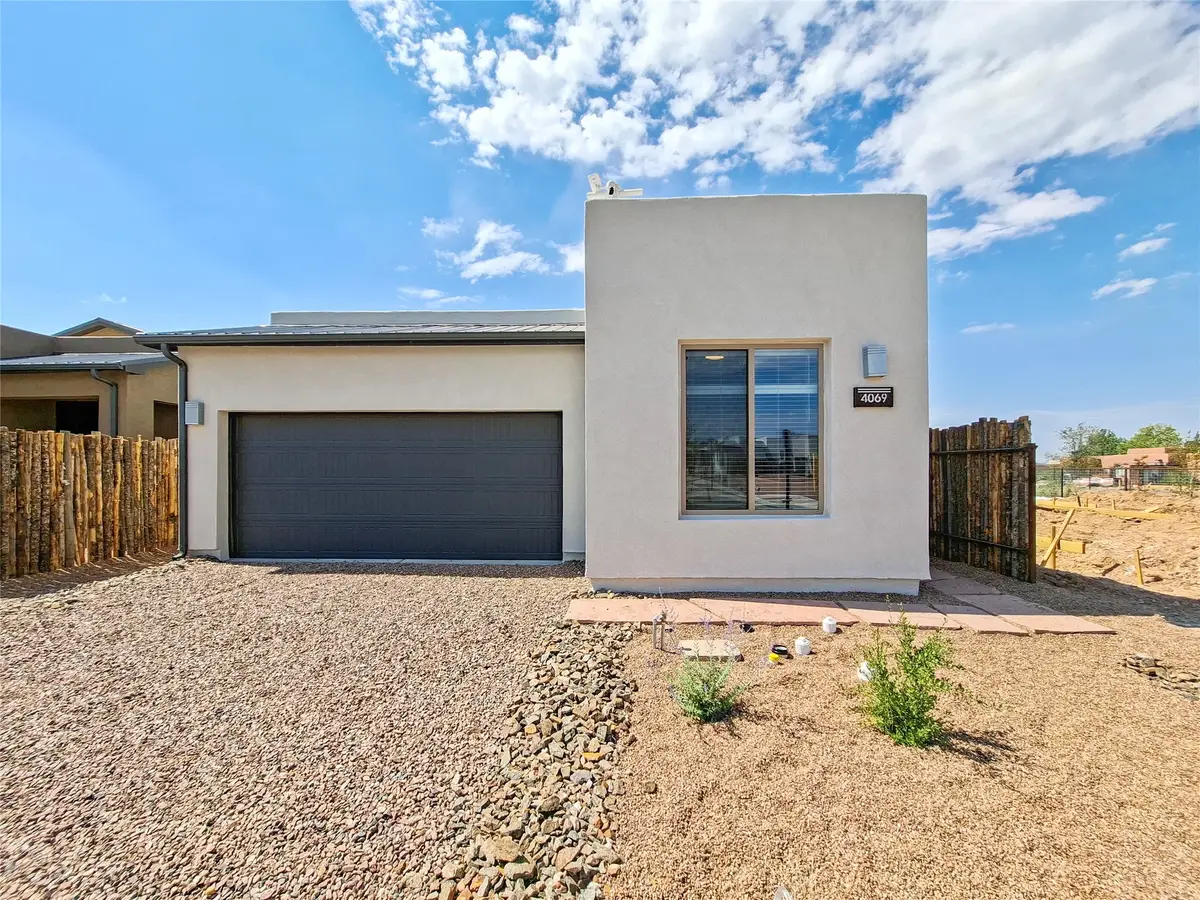 4069 Fairly, Santa Fe, NM 87507 - #1