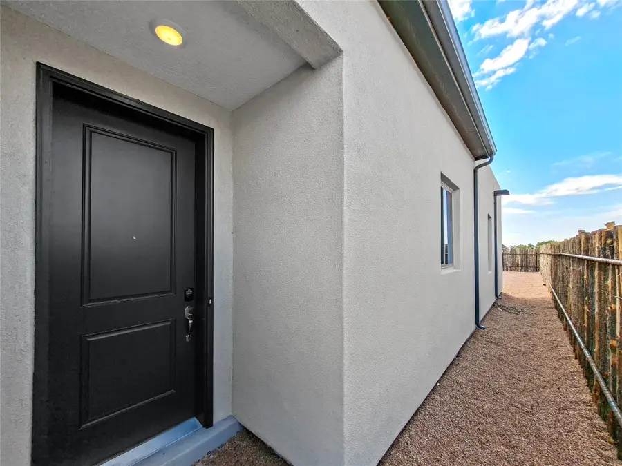 4069 Fairly, Santa Fe, NM 87507 - #3