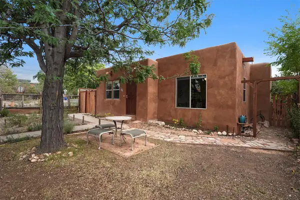 912 Alto Street, Santa Fe, NM 87501