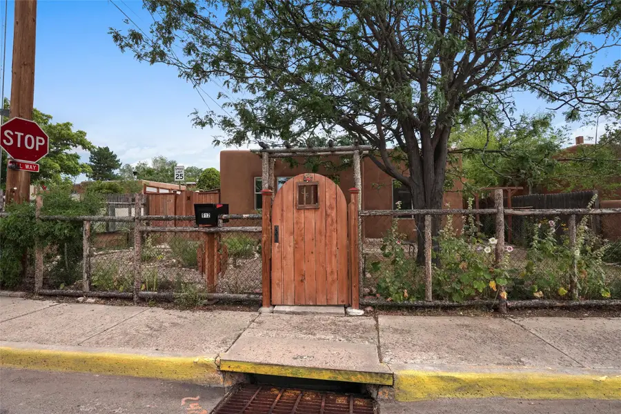 912 Alto Street, Santa Fe, NM 87501 - #2