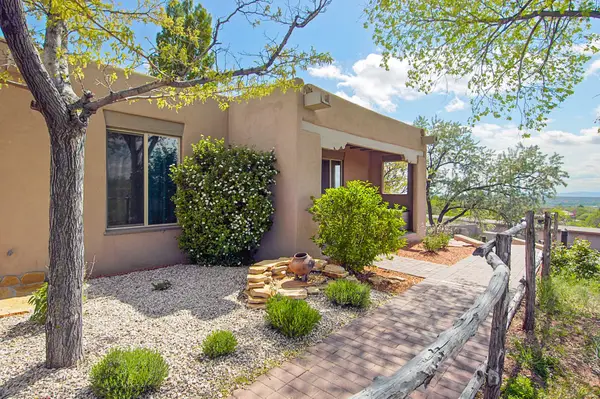 320 Artist Road #54, Santa Fe, NM 87501