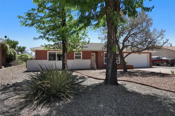 76 Isleta Drive, White Rock, NM 87547