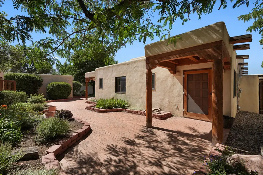 865 Los Pueblos, Los Alamos, NM 87544 - #3