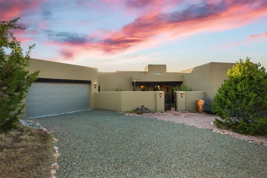 2 Via Quinta, Santa Fe, NM 87507 - #2