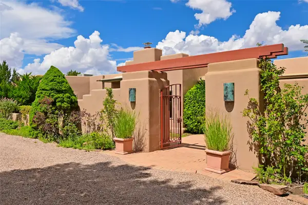 20 Goodnight Trail W, Santa Fe, NM 87506