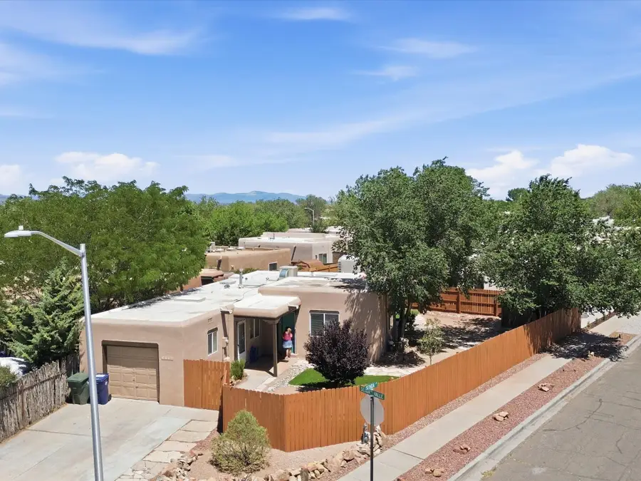 1259 Senda Del Valle, Santa Fe, NM 87508 - #3