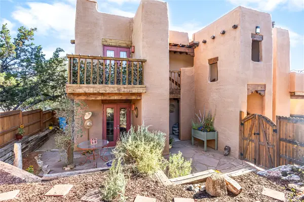 2600 W Zia #J5, Santa Fe, NM 87505