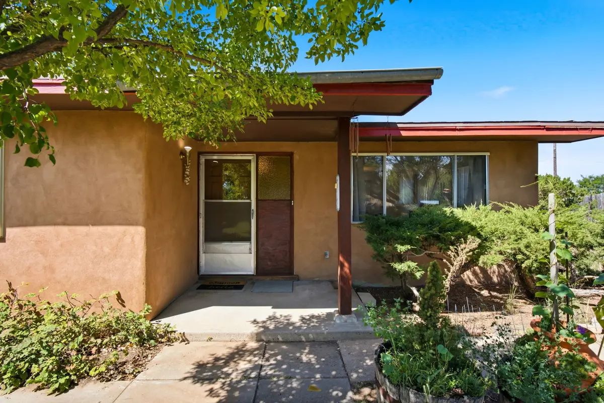 2952 S Richards Avenue, Santa Fe, NM 87507 - #1