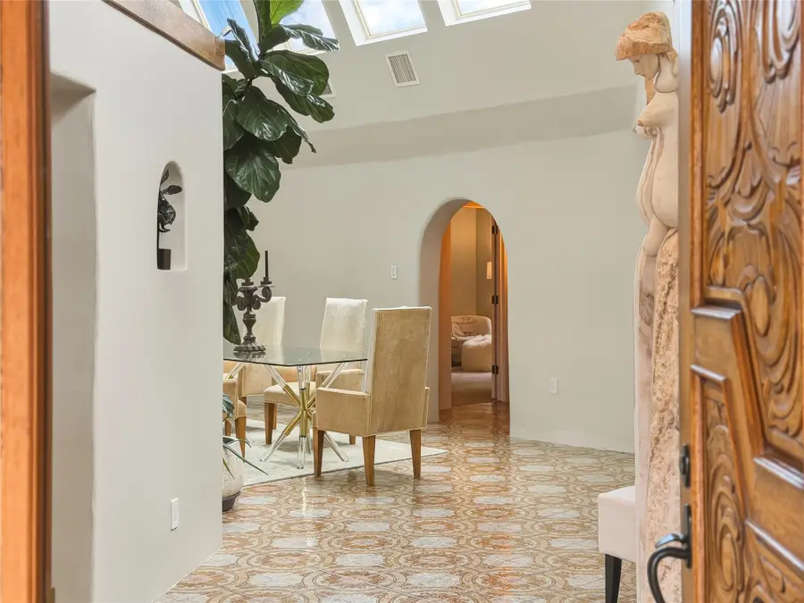 1095 Mansion Ridge Road, Santa Fe, NM 87501 - #3