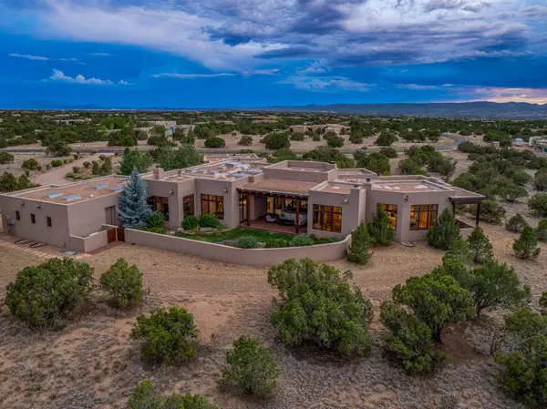 44 Picacho Peak, Santa Fe, NM 87506