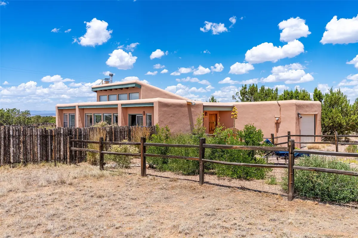 4 Domingo Road, Santa Fe, NM 87508 - #1