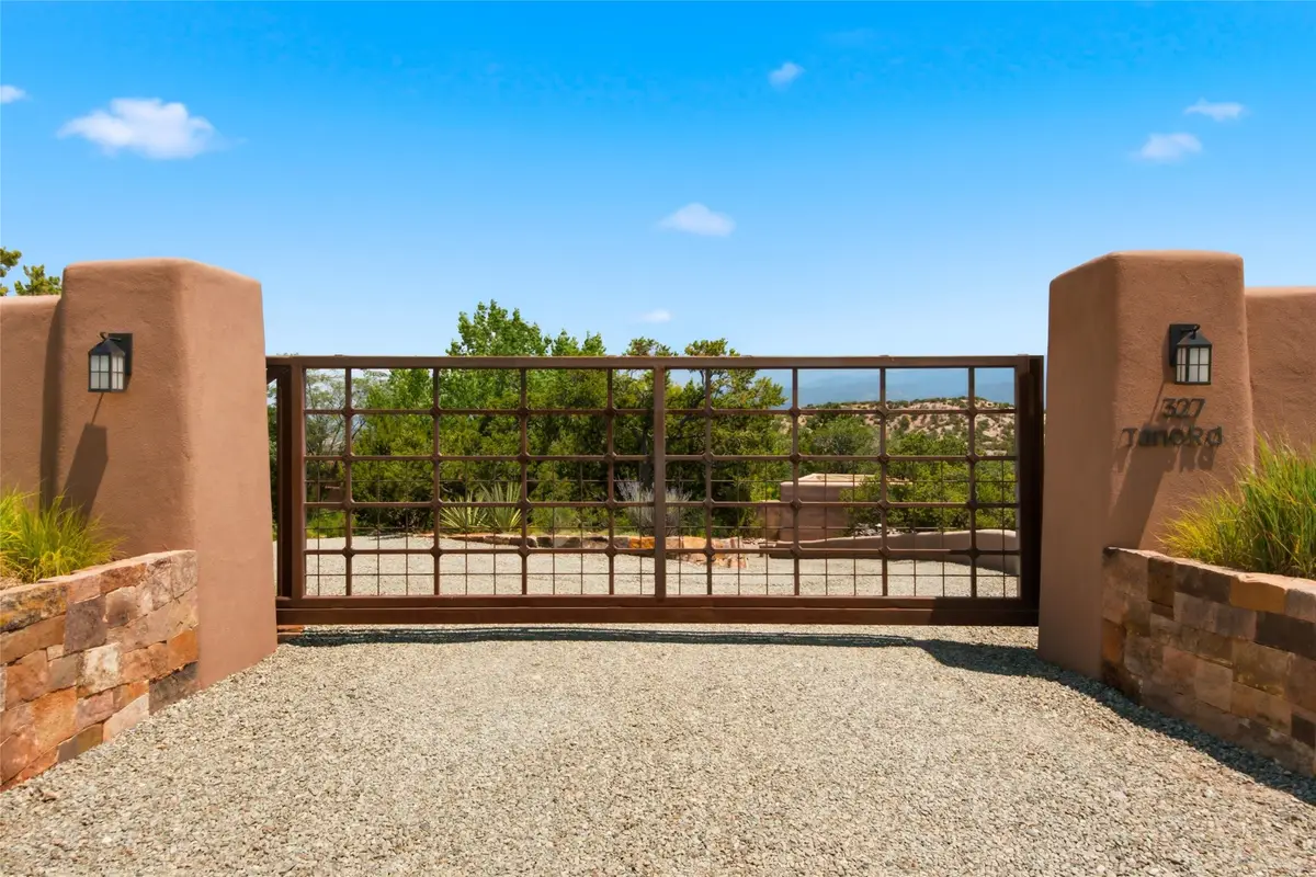 327 Tano Road, Santa Fe, NM 87506 - #1