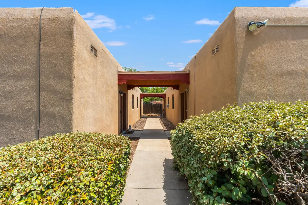 4301 Calle Andrew, Santa Fe, NM 87507 - #1