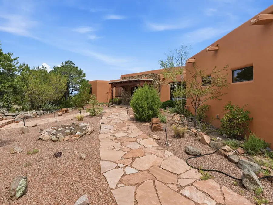 25 Buen Pastor, Santa Fe, NM 87508 - #2
