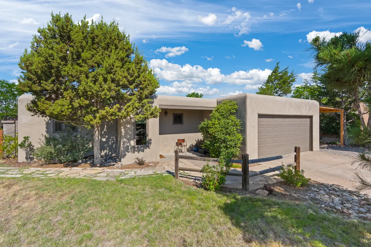 2396 Cielo Vista, Santa Fe, NM 87507 - #1