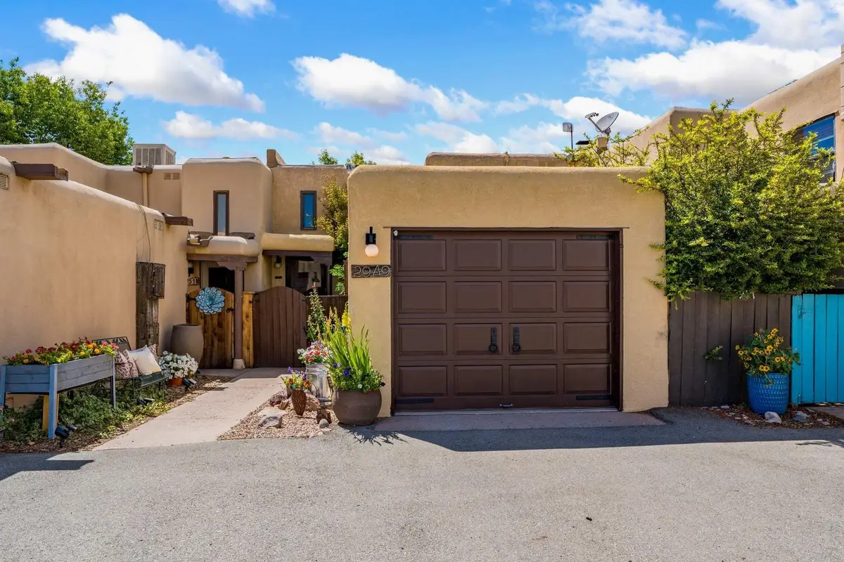 2949 Plaza Azul, Santa Fe, NM 87507 - #1
