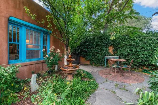 339 Delgado Street, Santa Fe, NM 87501