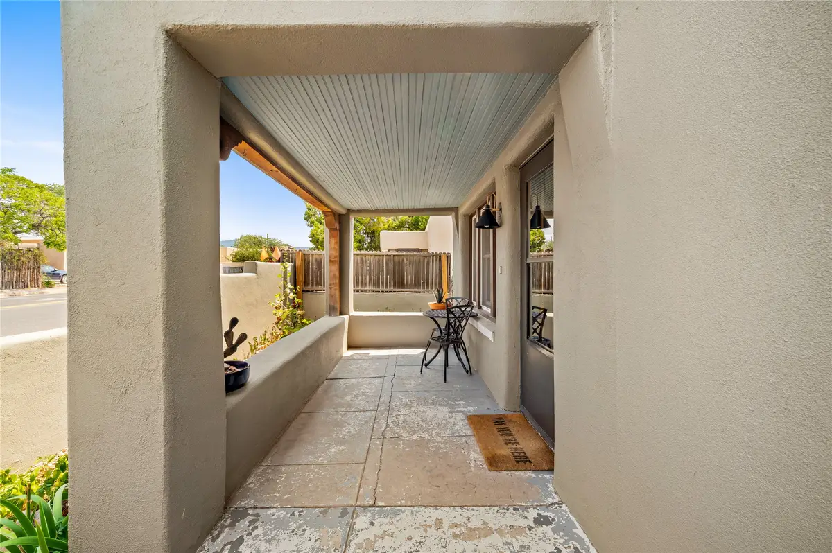1724 Paseo De Peralta, Santa Fe, NM 87501 - #1