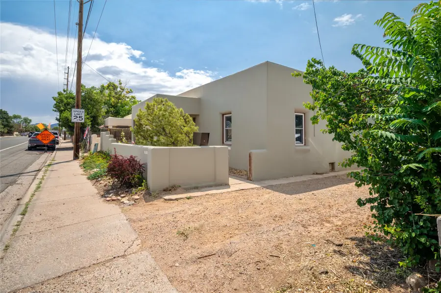 1724 Paseo De Peralta, Santa Fe, NM 87501 - #2