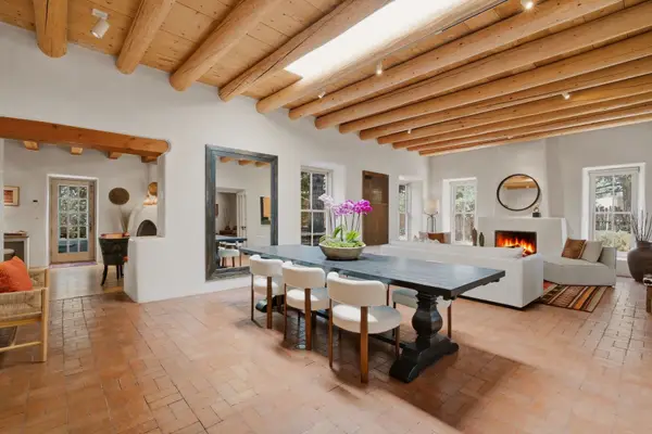 570 E Coronado Road, Santa Fe, NM 87505