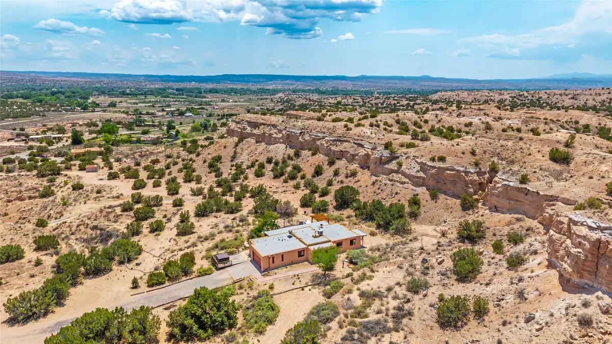 209 Thankhohay Poe (cr 113), Santa Fe, NM 87506 - #1