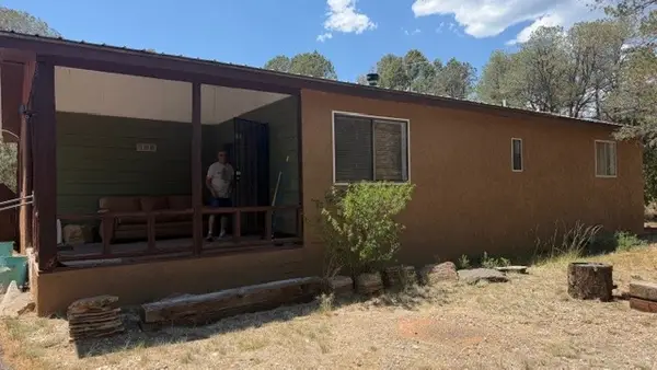 22 Camino Andres Vigil, Pecos, NM 87552