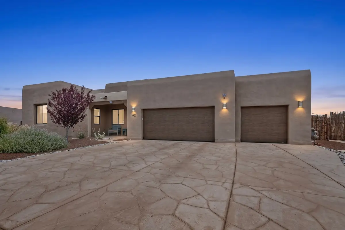93 E Via Plaza Nueva, Santa Fe, NM 87507 - #1