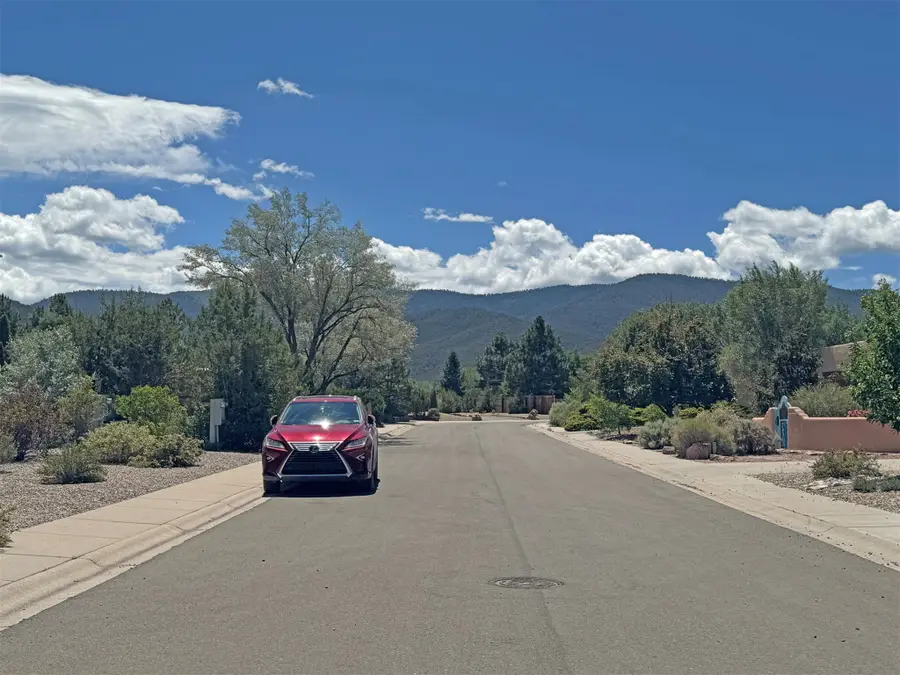 363 Monte Vista Road, Taos, NM 87571 - #3