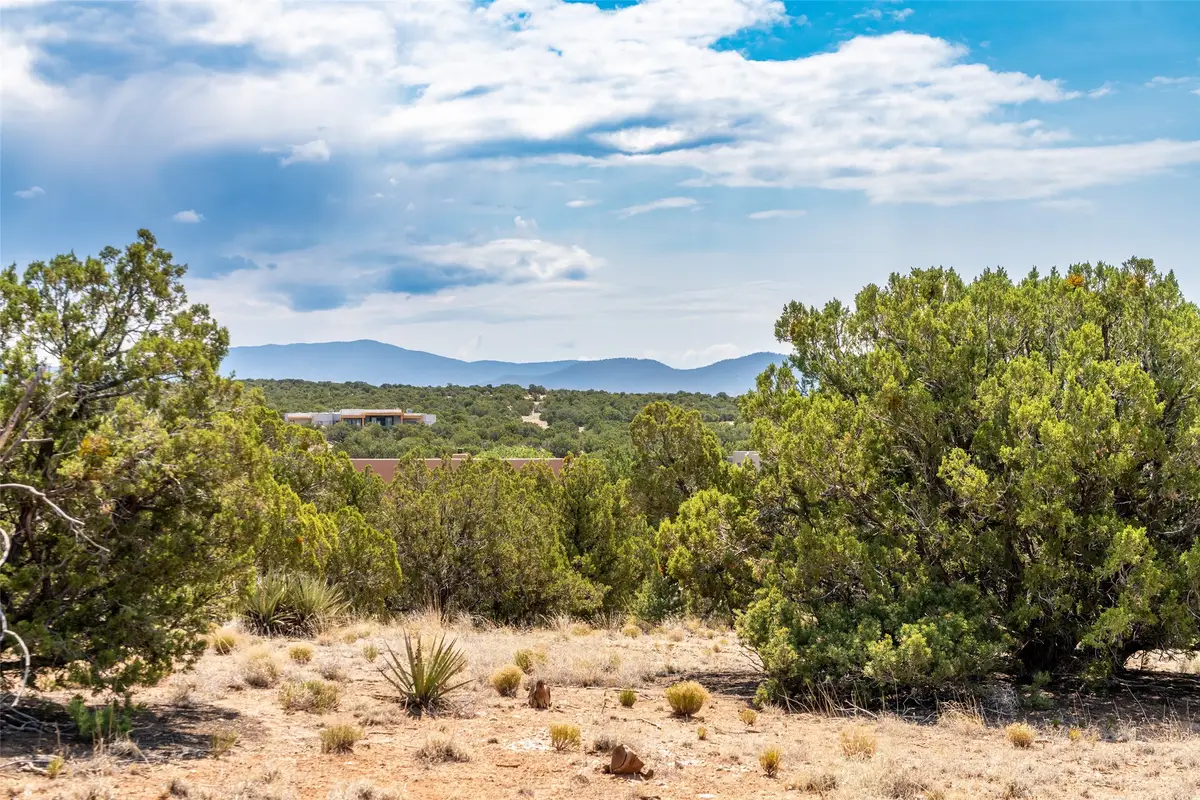 56 Paseo Del Coyote, Santa Fe, NM 87501 - #1