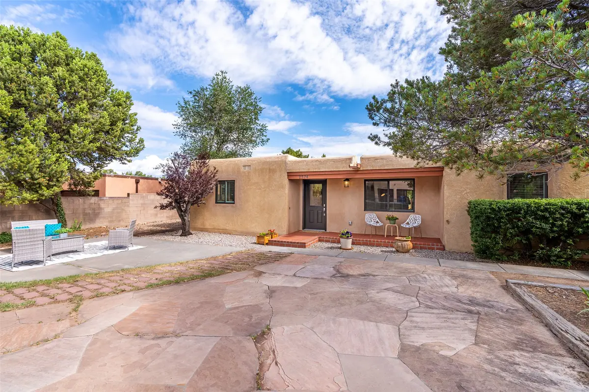 2574 Avenida De Isidro, Santa Fe, NM 87505 - #1