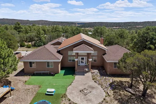 24 Calle De Leon, Las Vegas, NM 87701