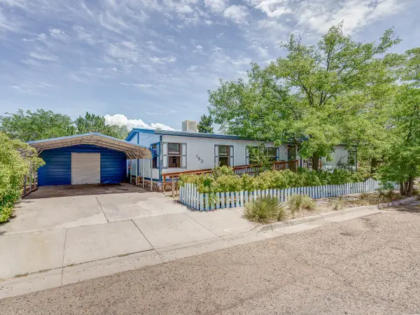 152 Calle Corazon, Santa Fe, NM 87507