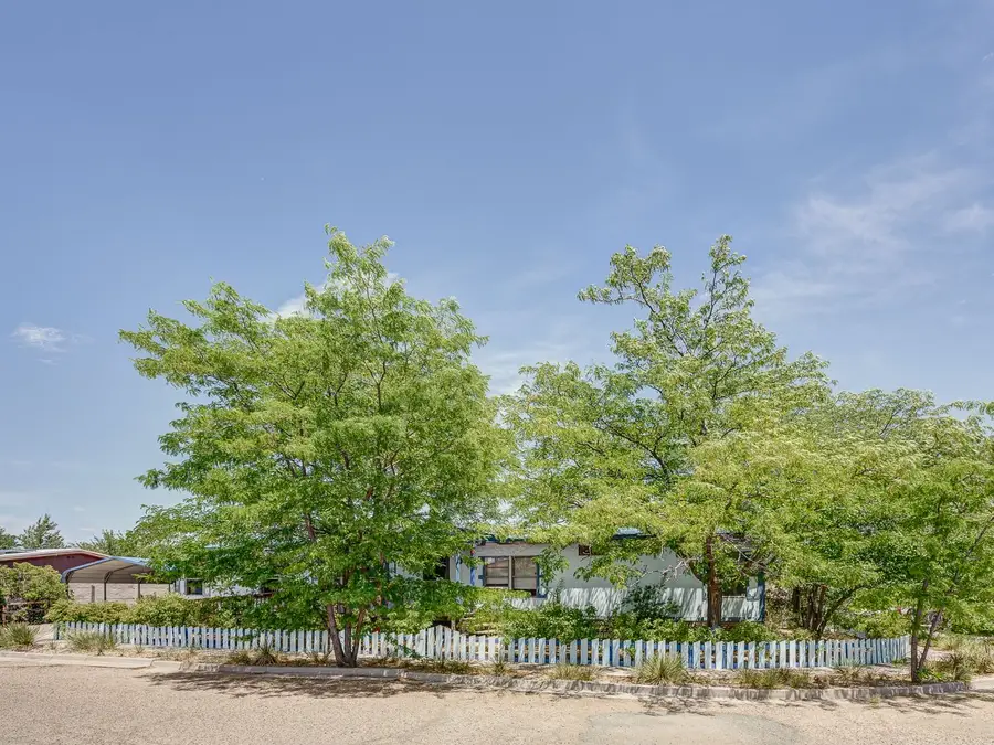 152 Calle Corazon, Santa Fe, NM 87507 - #2